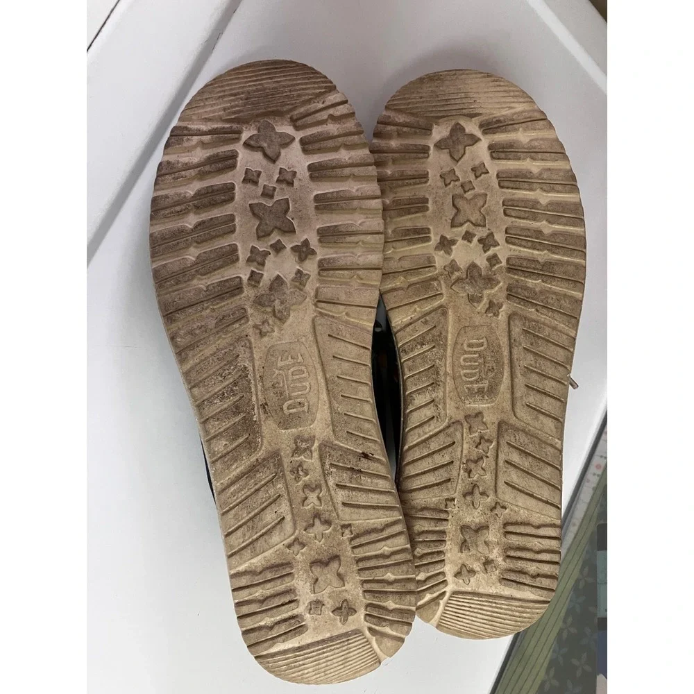 Hey Dude Wally Margaritaville Mens Size 10 Tropical Parrot Print Loafers